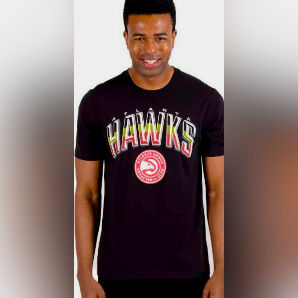 Atlanta Hawks Ultra Game Men's NBA Arched Plexi Short Sleeve T-Shirt medium